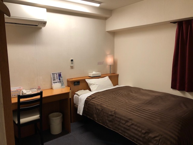博多のサンビジネスホテル シングルルーム